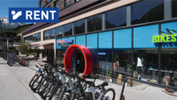 Intersport Glanzer Sölden Hotel Bergland mit Fahrrad Verleih im Sommer von Aussen
